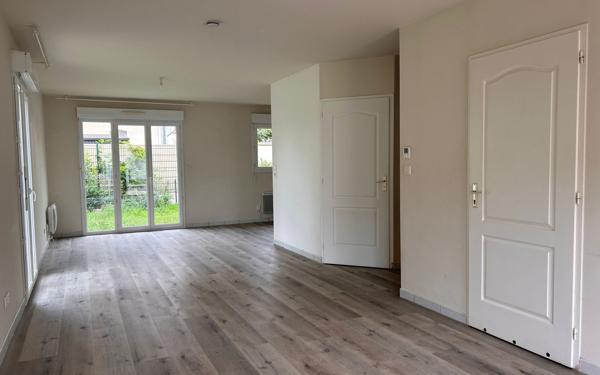 Maison à vendre    4 pièces •  Vineuil