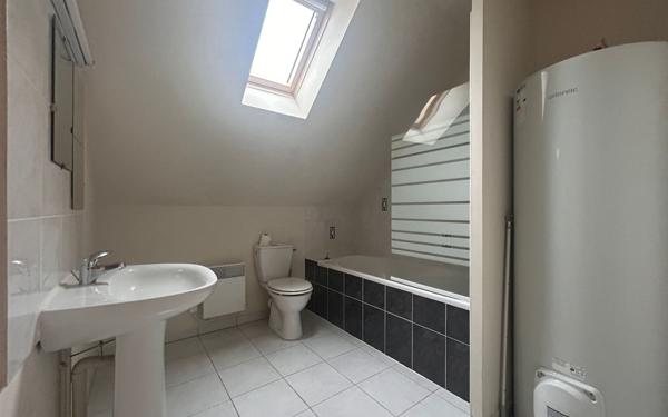 Maison à vendre    4 pièces •  Vineuil