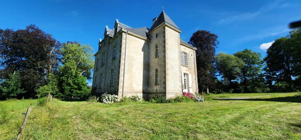 Château 10 pièces Proche de POUZAUGES (85)