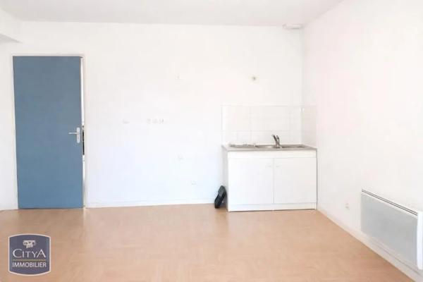 Appartement à louer 4 pièces 69.87m²