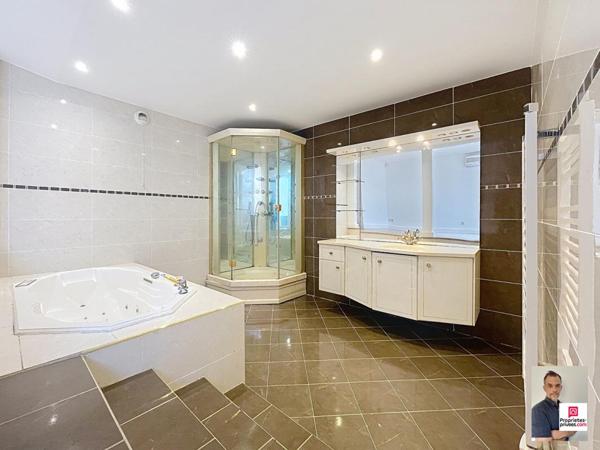 Appartement Bandol 3 pièce(s) 140 m2