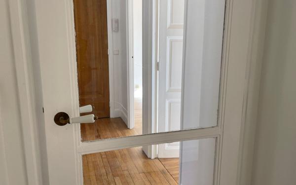 Appartement à louer    2 pièces • 58,01 m2 Paris 16