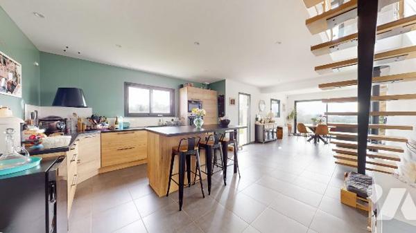 MAISON RECENTE DE PLAIN PIED - BRIX