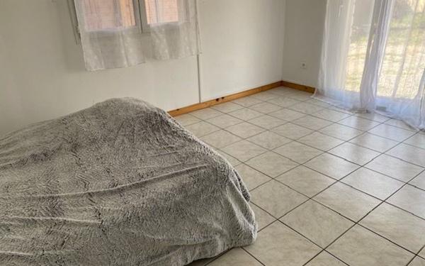 Maison à vendre    5 pièces •  Paulhan