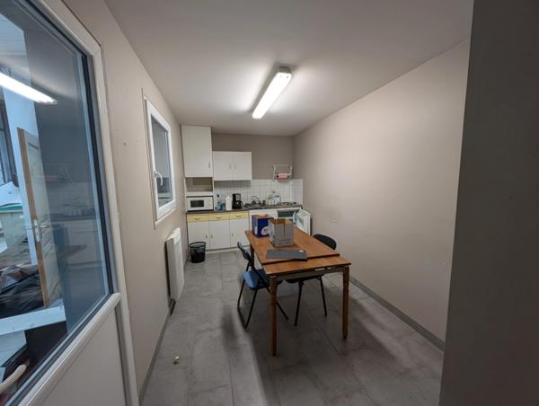 Dpt Pas de Calais (62), à louer proche de SAINT OMER Entrepot