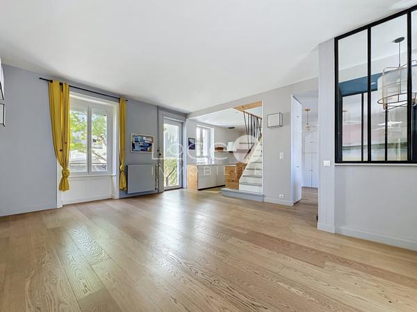 Maison 6 pièce(s) 4 chambre(s) 135.7 m²