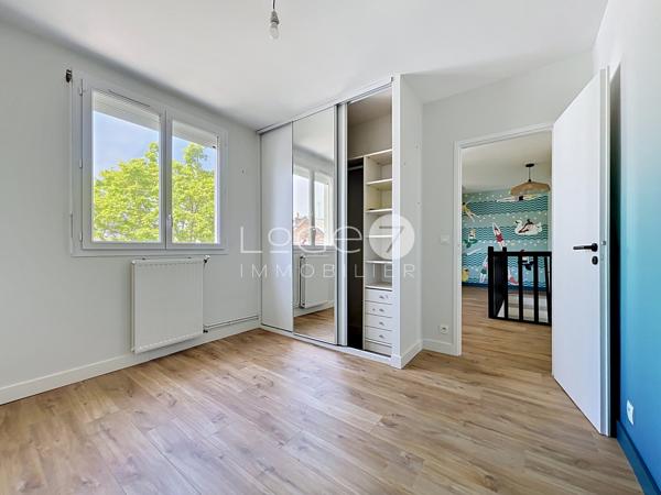 Maison 6 pièce(s) 4 chambre(s) 135.7 m²