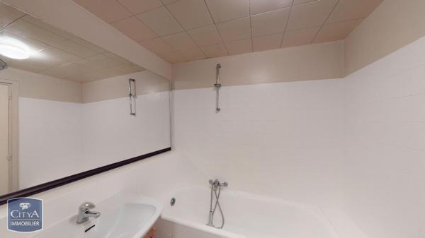 Appartement à louer 1 pièce 23.94m²