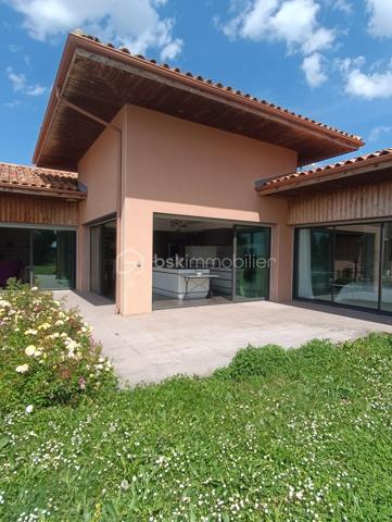 Maison d architecte de 305 m²