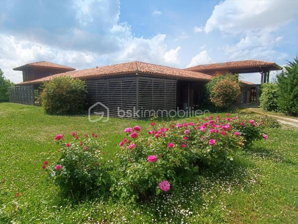 Maison d architecte de 305 m²