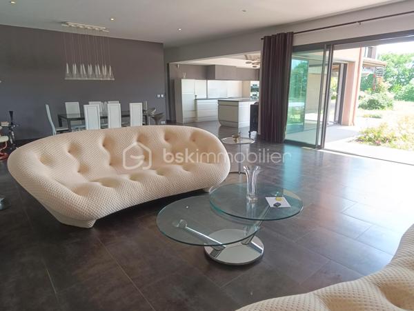 Maison d architecte de 305 m²