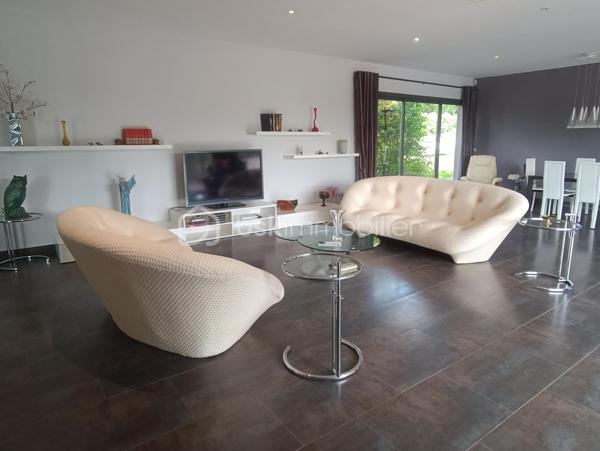 Maison d architecte de 305 m²