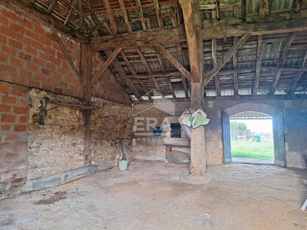 Maison individuelle 3 pièces avec grange proche Montpon. Ménestérol.