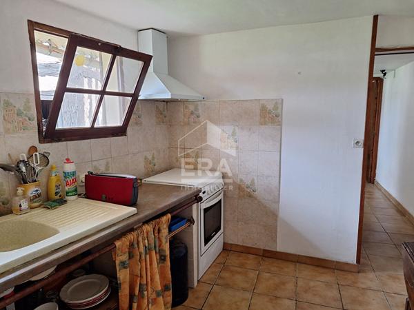 Maison individuelle 3 pièces avec grange proche Montpon. Ménestérol.