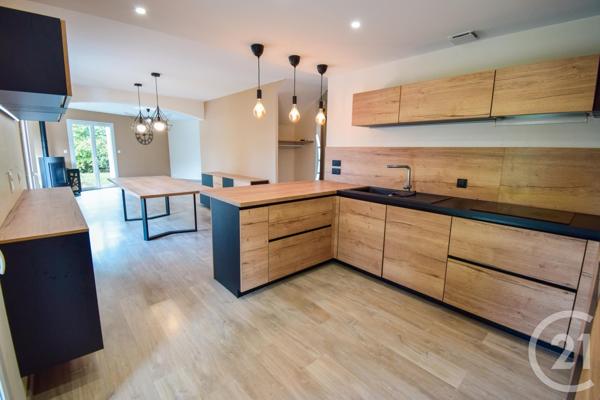 Maison à vendre  7 pièces - 176 m2 ST BERNARD - 01