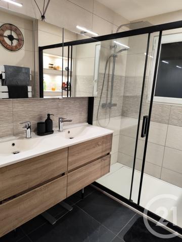 Maison à vendre  7 pièces - 176 m2 ST BERNARD - 01