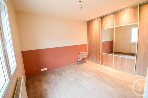 Maison à vendre  7 pièces - 176 m2 ST BERNARD - 01