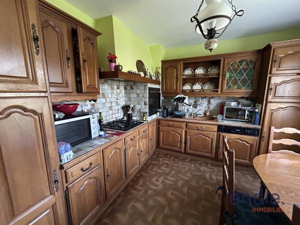 Fouesnant — Maison familiale des années 70, adresse pratique & potentiel rare