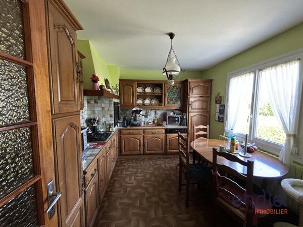 Fouesnant — Maison familiale des années 70, adresse pratique & potentiel rare