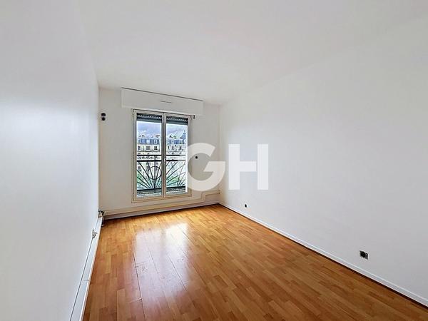 Appartement Paris 12ème  3 pièce(s) 64.40 m² Place de la Nation
