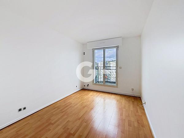 Appartement Paris 12ème  3 pièce(s) 64.40 m² Place de la Nation