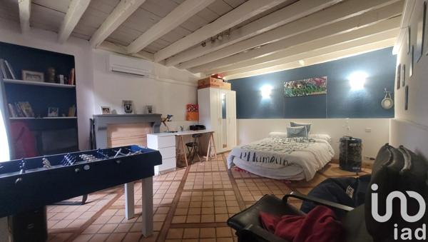 Longère 8 pièces de 310 m² à Saint-Pierre-les-Étieux (18210)