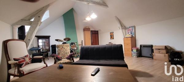 Longère 8 pièces de 310 m² à Saint-Pierre-les-Étieux (18210)