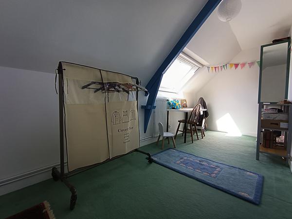 Maison de charme à Baden avec vue mer dégagée de 4 chambres et édifiée sur un terrain de plus d'1 hectare.