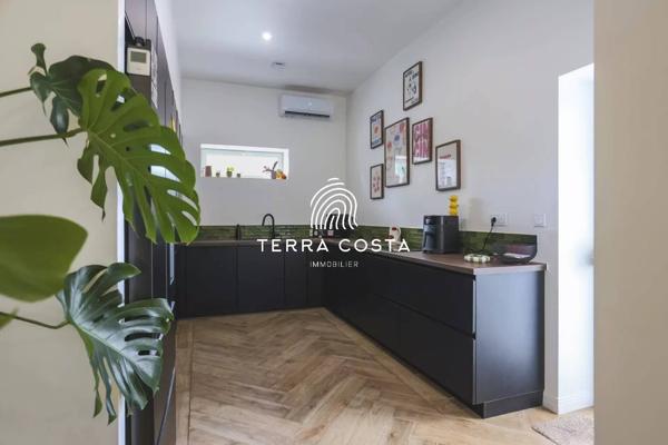 Duplex de 148 m² – Esprit maison – Jardin privatif de + 500 m²