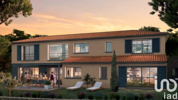 Maison 7 pièces de 243 m² à Le Plan-de-la-Tour (83120)