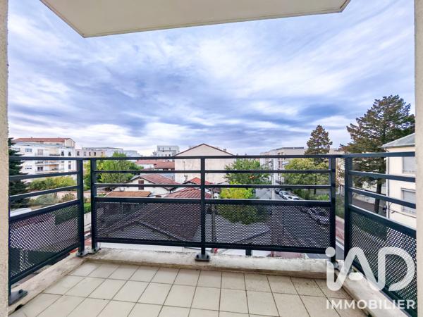 Appartement à vendre 3 pièces 62 m² Vénissieux