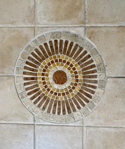 Chantemerle-les-Blés (26600) Ancienne ferme en pierres avec dépendances, piscine et jardin - proche Tain-l'Hermitage