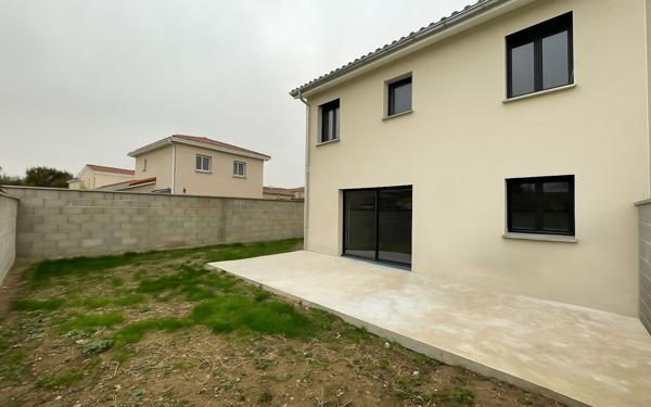 Maison à vendre    5 pièces •  Pont-de-Chéruy