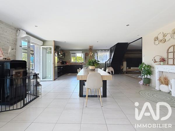 Maison à vendre 6 pièces 140 m² Port-Jérôme-sur-Seine