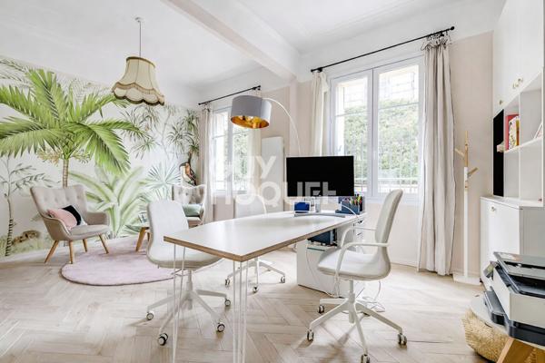 Idéale Profession Libérale - 2 pièces - Refait à neuf - rue Voltaire 75011