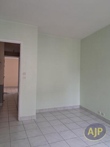 Location appartement Pons : 540 € - AJP Immobilier Pons