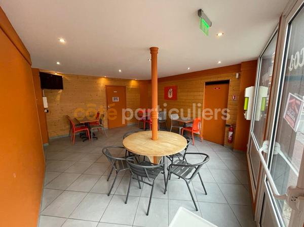 Vente
                Immeuble107,3 m² - 4 Pièces -
                    SAINT POL SUR TERNOISE (62130)