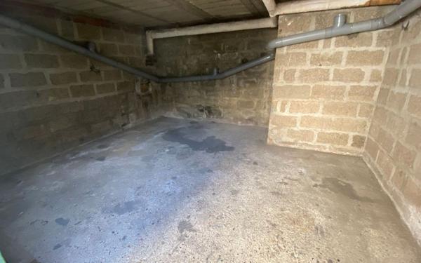 Stationnement à louer    Le Havre