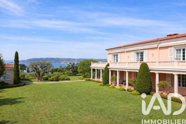 Maison à vendre 15 pièces 555 m² Antibes