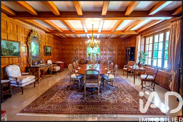 Maison à vendre 15 pièces 555 m² Antibes