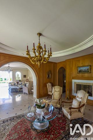 Maison à vendre 15 pièces 555 m² Antibes