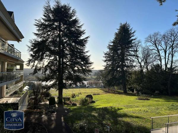 Appartement à louer 5 pièces 127.95m²