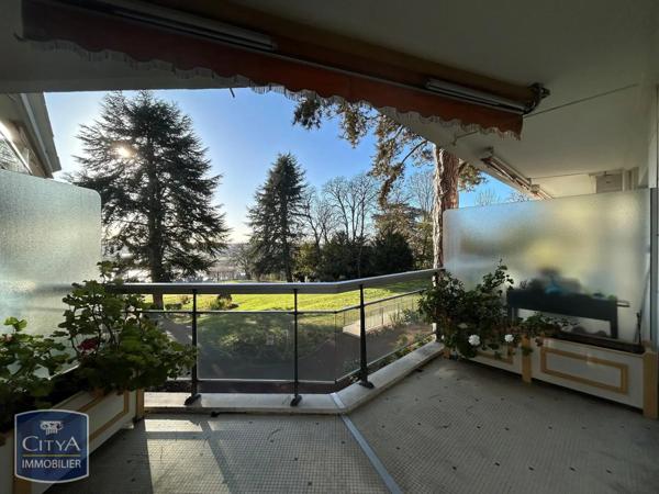 Appartement à louer 5 pièces 127.95m²