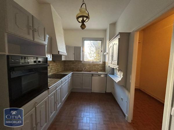 Appartement à louer 5 pièces 127.95m²