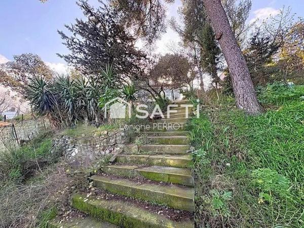 Maison sur les hauteurs des Pennes-Mirabeau