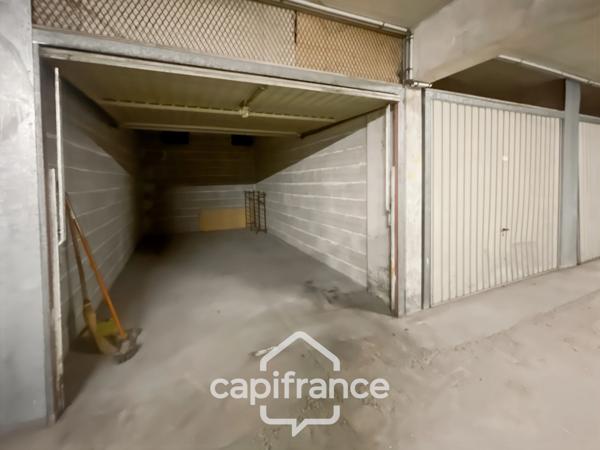 Dijon – Garage fermé de 13 m² dans résidence sécurisée, proche gare