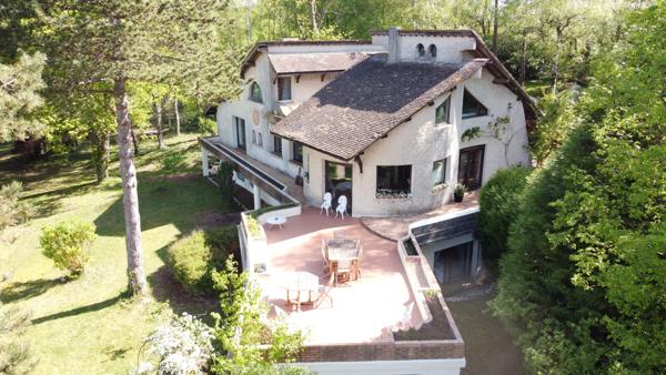 Maison 9 pièces - 336 m² Bien prestige