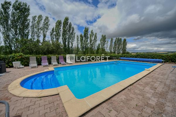 Achat maison près de SALVAGNAC - 6 pièce(s) - 213 m² - 335 000 €