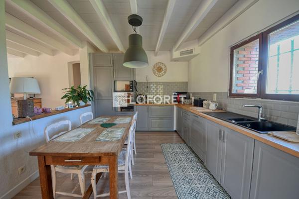 Achat maison près de SALVAGNAC - 6 pièce(s) - 213 m² - 335 000 €