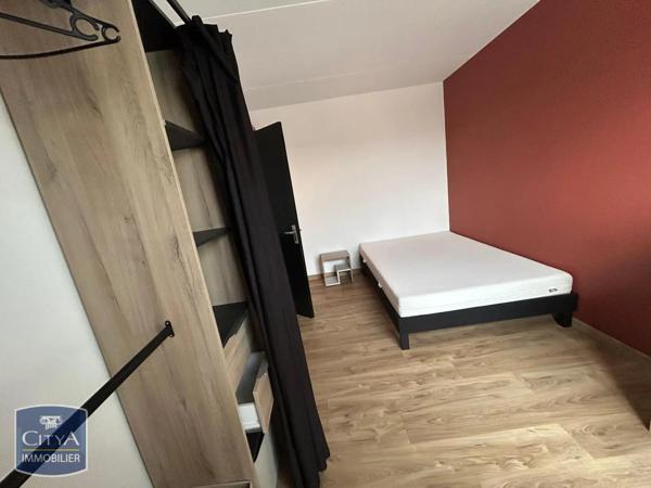 Appartement à louer 4 pièces 79.85m²
